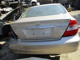 2004 TOYOTA CAMRY LE GOLD 2.4L AT Z16253